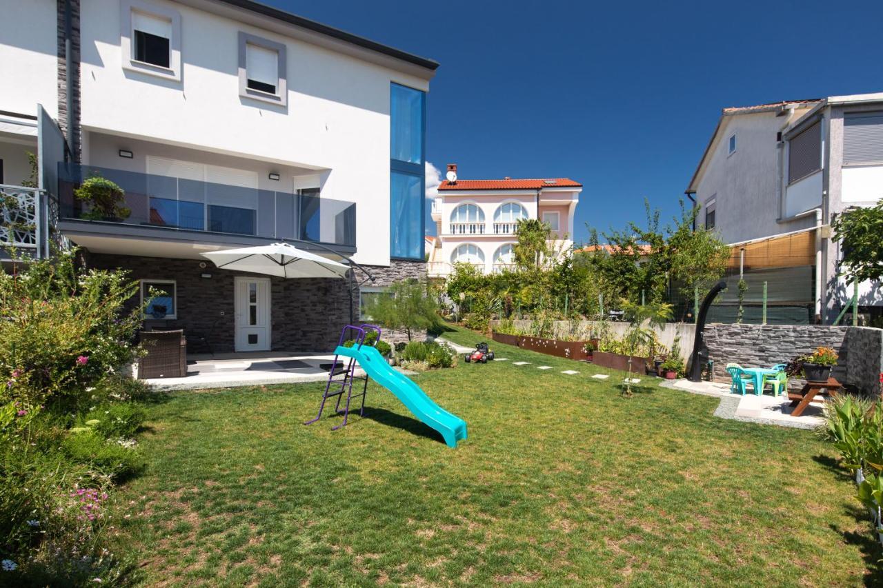 Apartment Odore Di Mare With Beautiful Garden Крк Екстер'єр фото