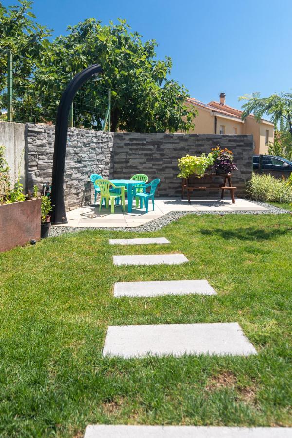 Apartment Odore Di Mare With Beautiful Garden Крк Екстер'єр фото